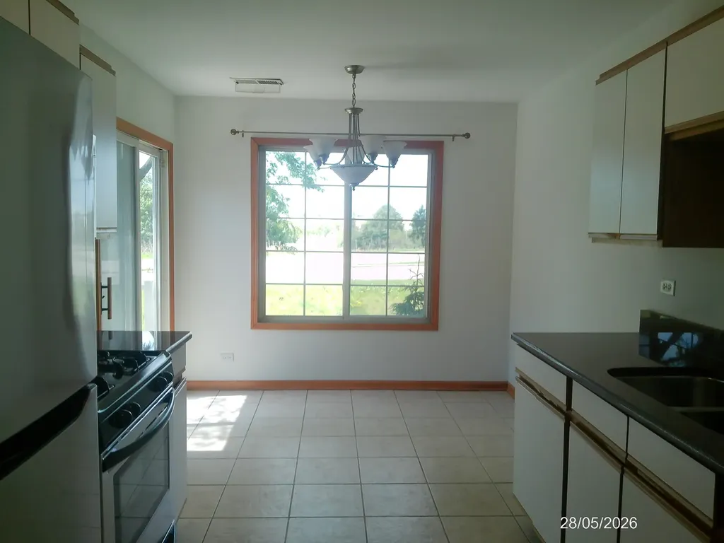 1675 Mansfield Court Roselle IL 60172