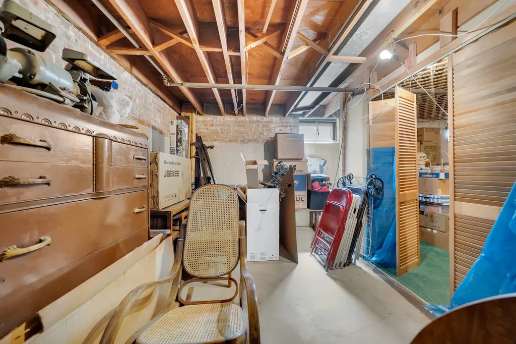 4313 West 77th Place W Chicago IL 60652