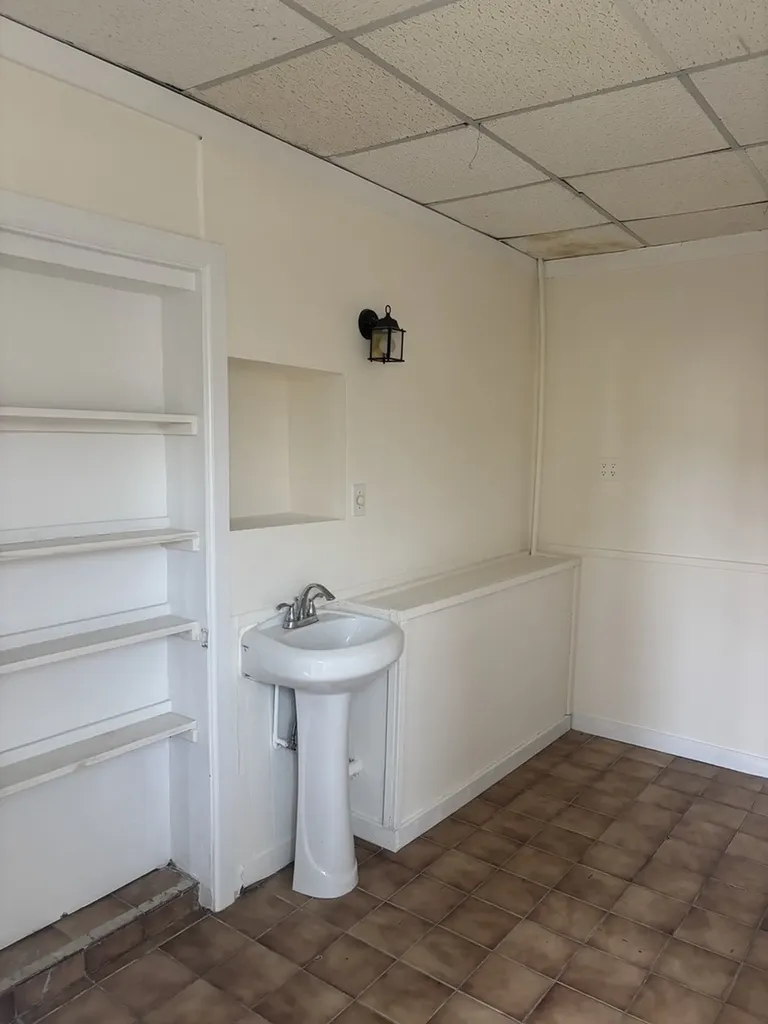 5840 West 63rd Street Chicago IL 60638