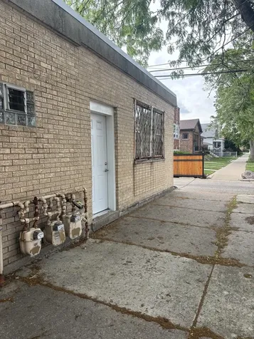 5840 West 63rd Street Chicago IL 60638