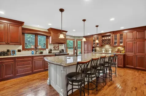 929 Churchill Drive Plano IL 60545