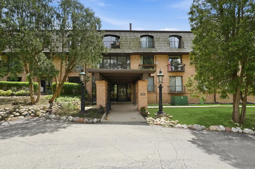 600 West Russell Street Barrington IL 60010
