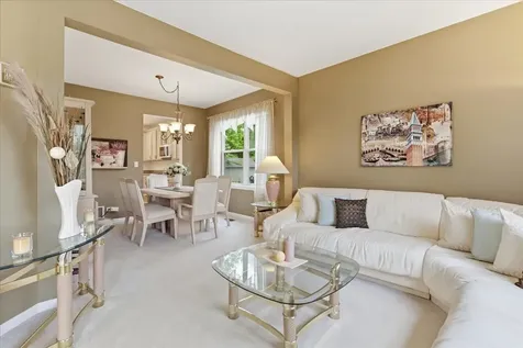 2886 Camden Drive West Chicago IL 60185