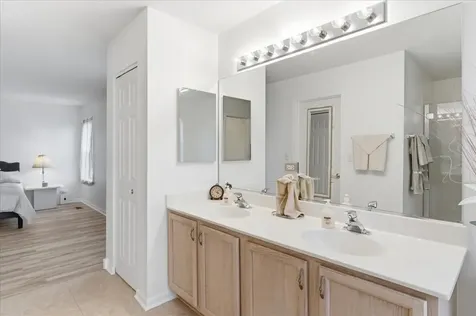 2886 Camden Drive West Chicago IL 60185