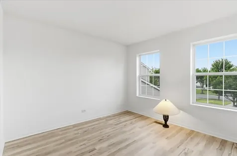 2886 Camden Drive West Chicago IL 60185