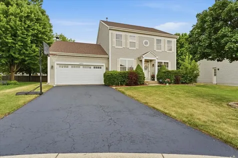 2886 Camden Drive West Chicago IL 60185