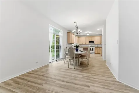 2886 Camden Drive West Chicago IL 60185