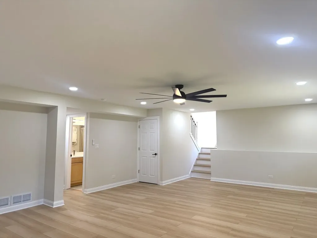 425 Carriage Hill Road Naperville IL 60565
