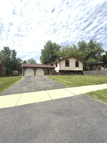 425 Carriage Hill Road Naperville IL 60565