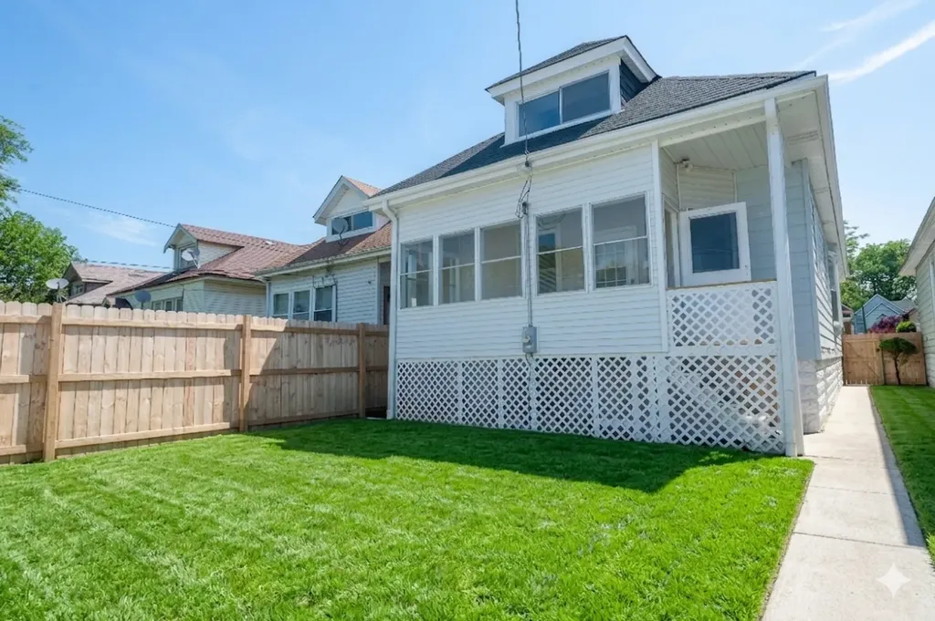 8620 South Union Avenue Chicago IL 60620