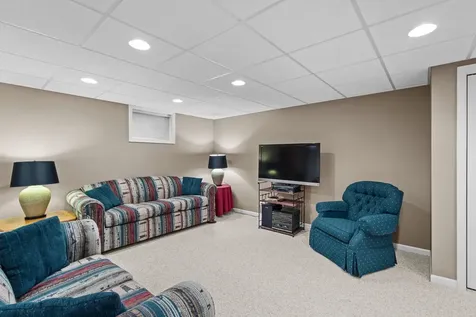 1905 Salem Road Elgin IL 60123
