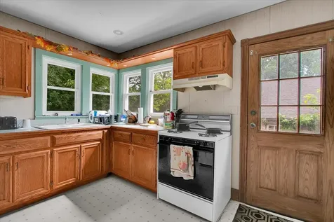 23119 Central Park Avenue Richton Park IL 60471