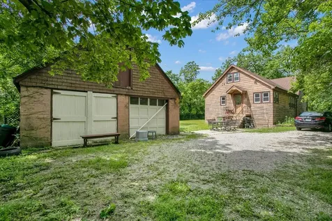 23119 Central Park Avenue Richton Park IL 60471