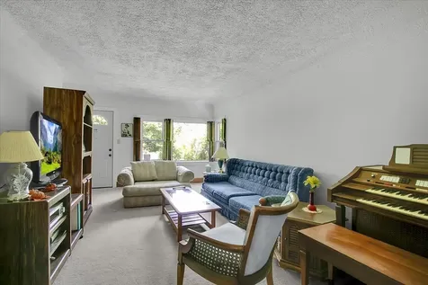 23119 Central Park Avenue Richton Park IL 60471
