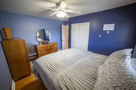 10435 Barnard Drive Chicago Ridge IL 60415