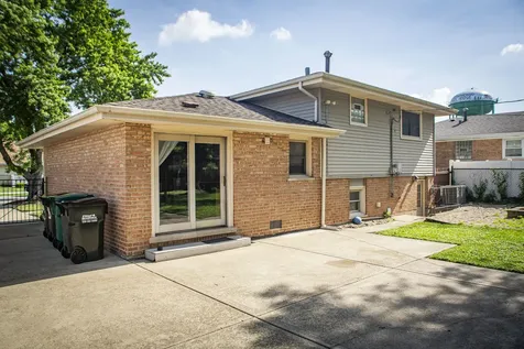 10435 Barnard Drive Chicago Ridge IL 60415