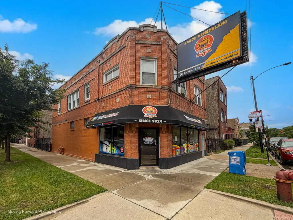 2524 South California Avenue Chicago IL 60608