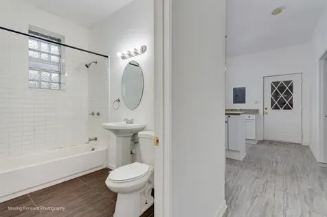 2524 South California Avenue Chicago IL 60608