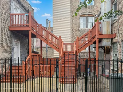 2524 South California Avenue Chicago IL 60608