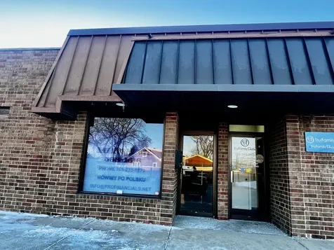 9957 South Roberts Road Palos Hills IL 60465