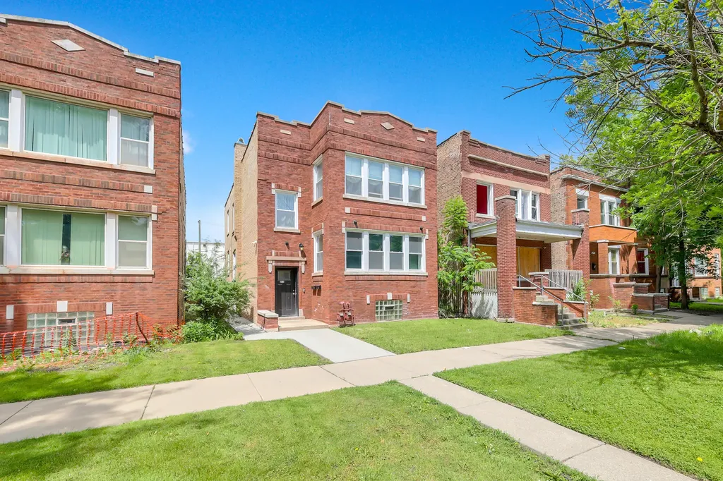 7010 South Wabash Avenue Chicago IL 60637