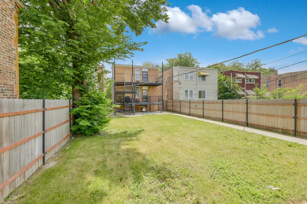 7010 South Wabash Avenue Chicago IL 60637