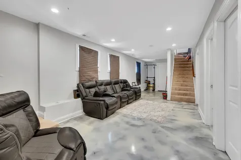 7010 South Wabash Avenue Chicago IL 60637