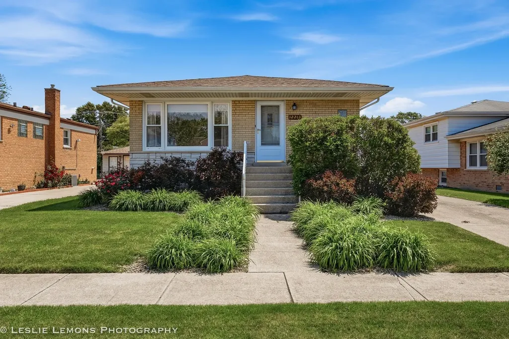 12213 South Hamlin Avenue Alsip IL 60803