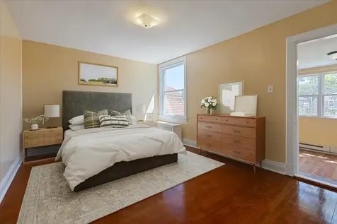 6515 North Maplewood Avenue Chicago IL 60645