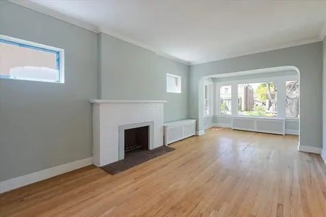 6515 North Maplewood Avenue Chicago IL 60645