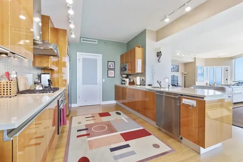 340 East Randolph Street Chicago IL 60601