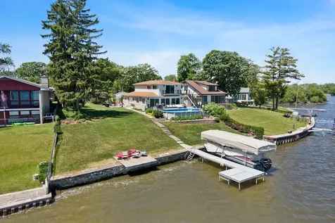 183 Riverside Island Drive Fox Lake IL 60020