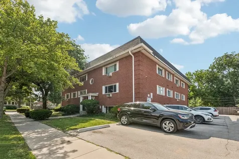 727 South Maple Avenue Oak Park IL 60304