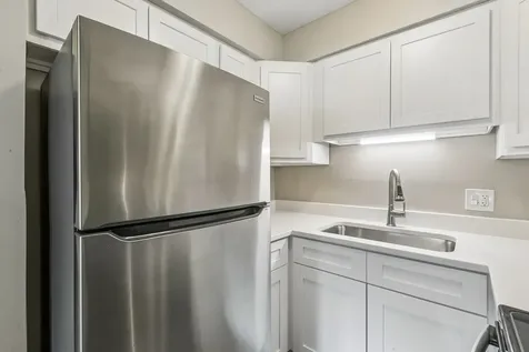 727 South Maple Avenue Oak Park IL 60304