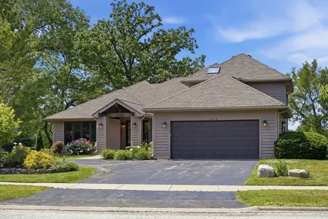 534 Whispering Pines Road Lindenhurst IL 60046
