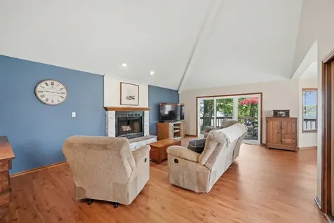 534 Whispering Pines Road Lindenhurst IL 60046