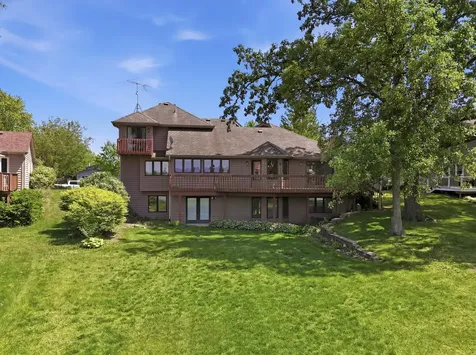 534 Whispering Pines Road Lindenhurst IL 60046
