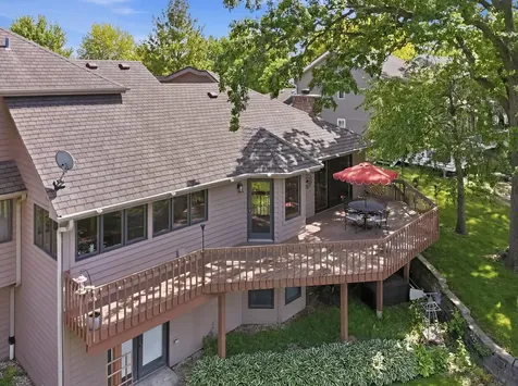 534 Whispering Pines Road Lindenhurst IL 60046