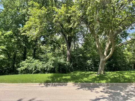 Lot 4 Manchester Avenue Batavia IL 60510