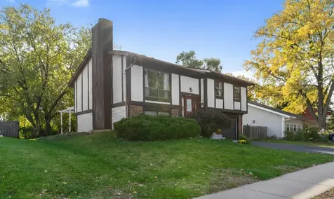 31 Abbeywood Drive Romeoville IL 60446