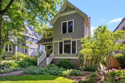1805 Wesley Avenue Evanston IL 60201