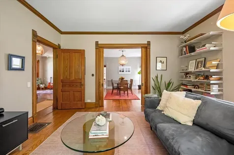 1805 Wesley Avenue Evanston IL 60201