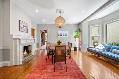 1805 Wesley Avenue Evanston IL 60201