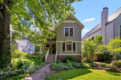 1805 Wesley Avenue Evanston IL 60201