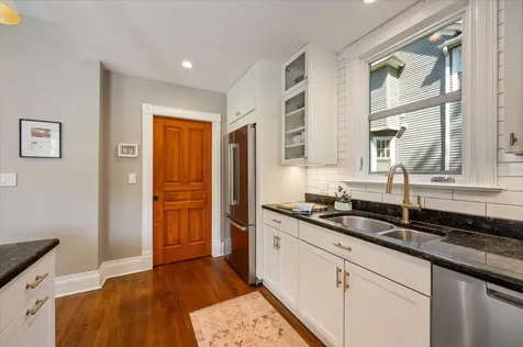 1805 Wesley Avenue Evanston IL 60201