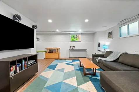 1805 Wesley Avenue Evanston IL 60201
