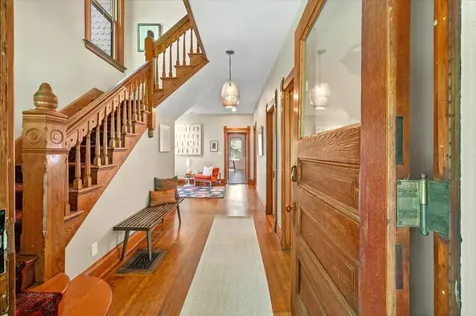 1805 Wesley Avenue Evanston IL 60201