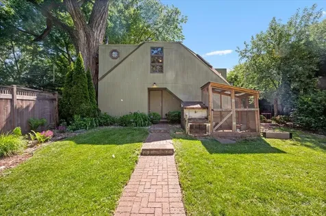 1805 Wesley Avenue Evanston IL 60201