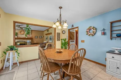 510 Rees Street Hinckley IL 60520