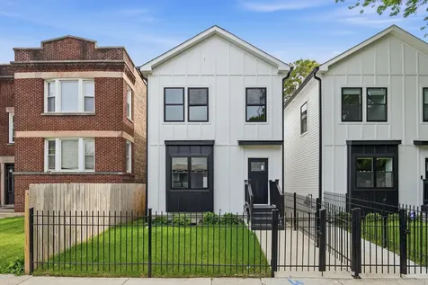 5729 West Ohio Street Chicago IL 60644